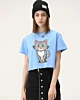 Hockende Cartoon-Katze 4 - T-Shirt mit Ausschnitt