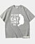 Wenigstens liebt mich meine Katze - Schweres T-Shirt in Übergröße